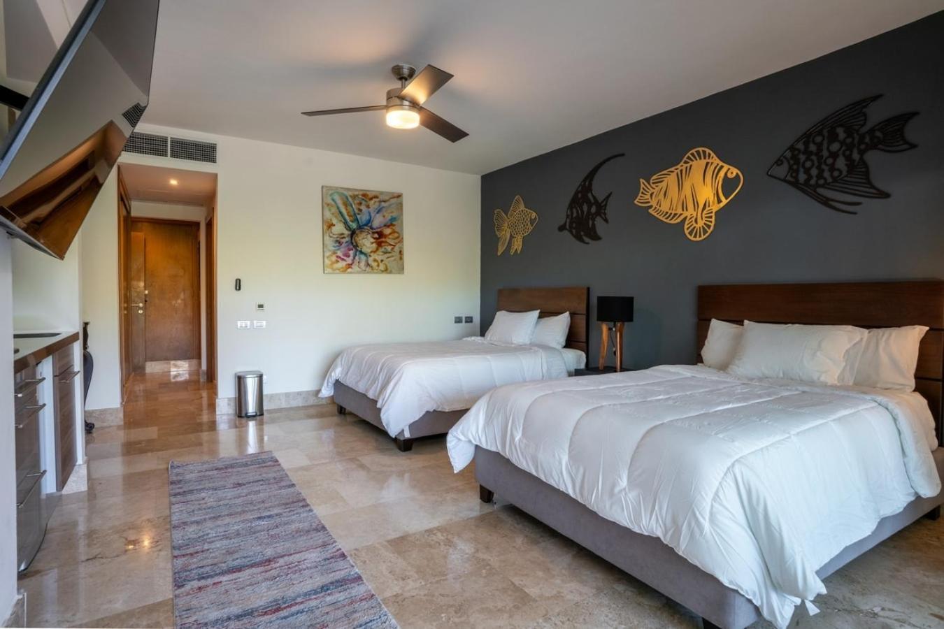 Apartment 2br Beachfront Exclusive W/ Features