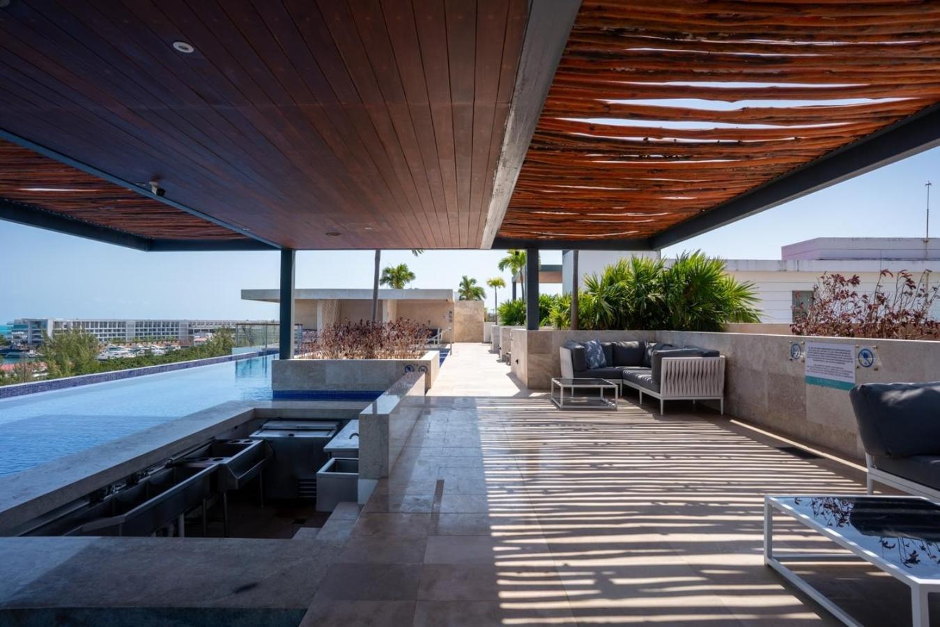 Apartment 2br Beachfront Exclusive W/ Features
