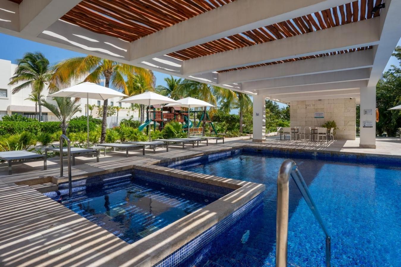Apartment 2br Beachfront Exclusive W/ Features