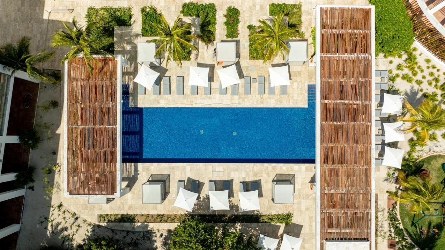 Apartment 2br Beachfront Exclusive W/ Features Cancun